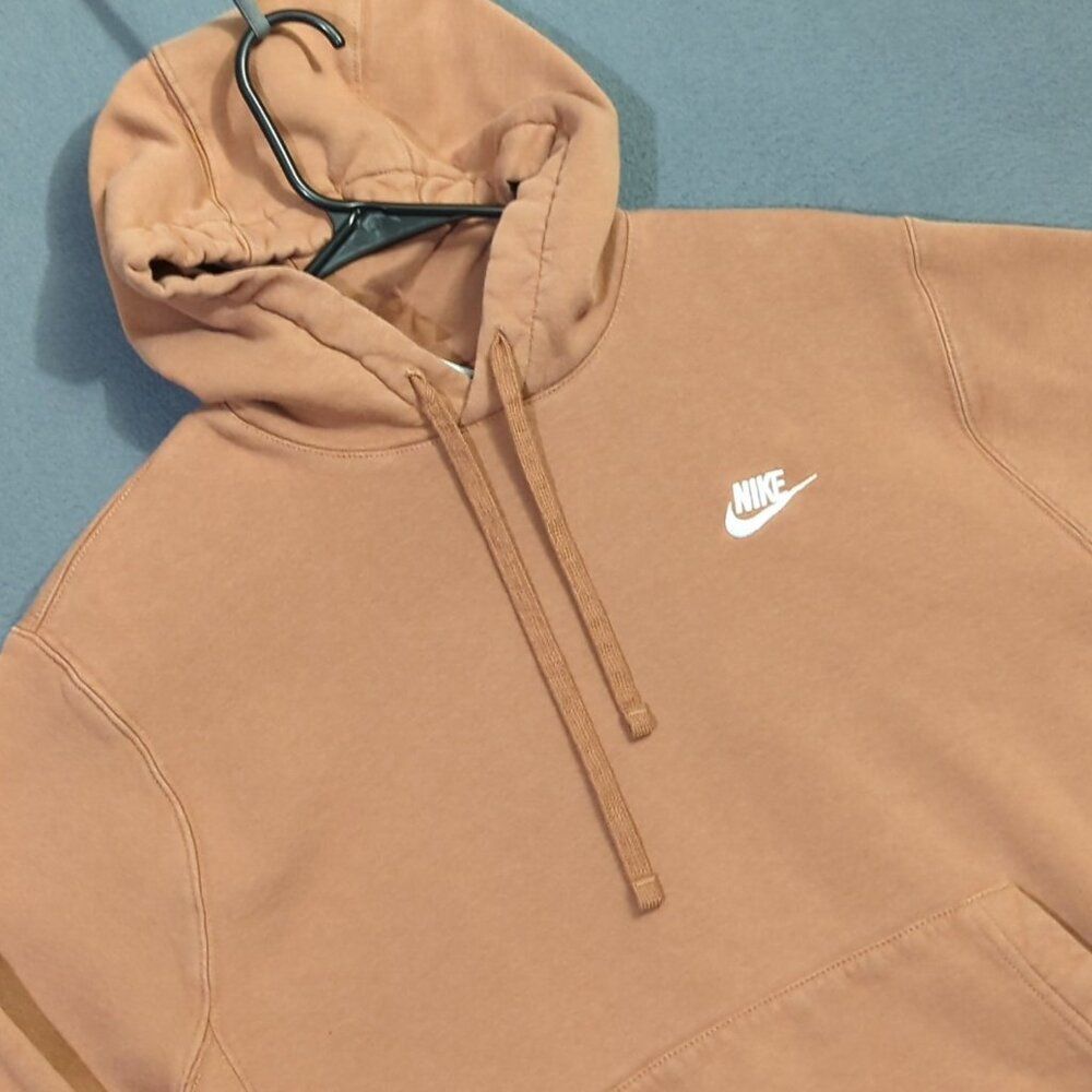 Nike Sportswear Hoodie Men's M Mineral Clay Club Fleece Pullover BV2654-215